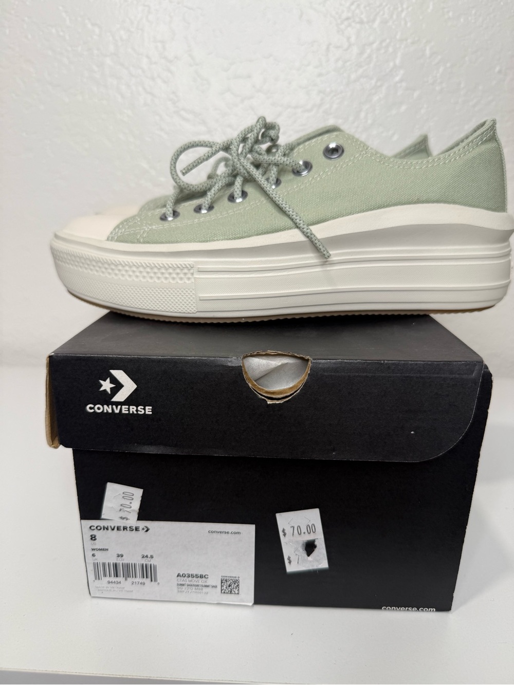 Converse Platform Low Top Sneakers in Light Sage
